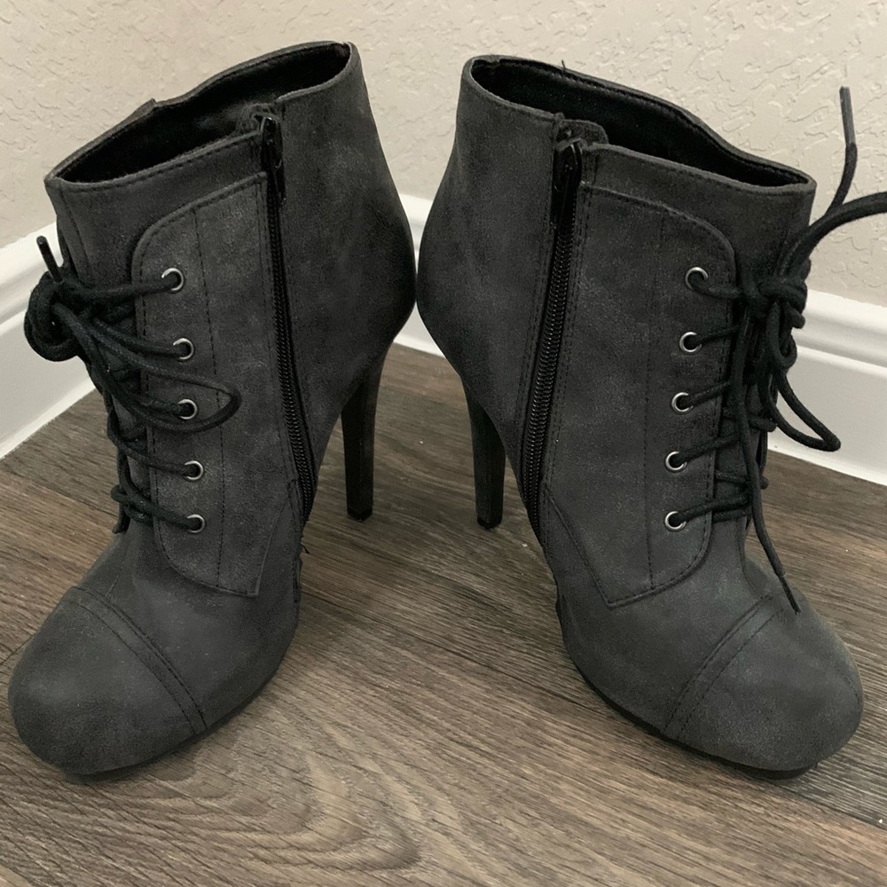 Boot heel - Picture 2 of 2